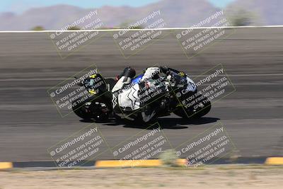 media/Apr-05-2024-Apex Assassins-CVMA Friday Practice (Fri) [[ee2ef04f2b]]/3-Racer 2/Session 3 (Bowl Speed Pans)/